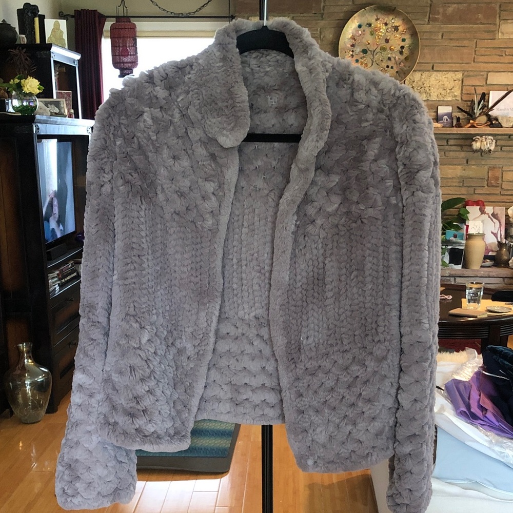 Plush Faux Fur Women's Jacket - Light Gray